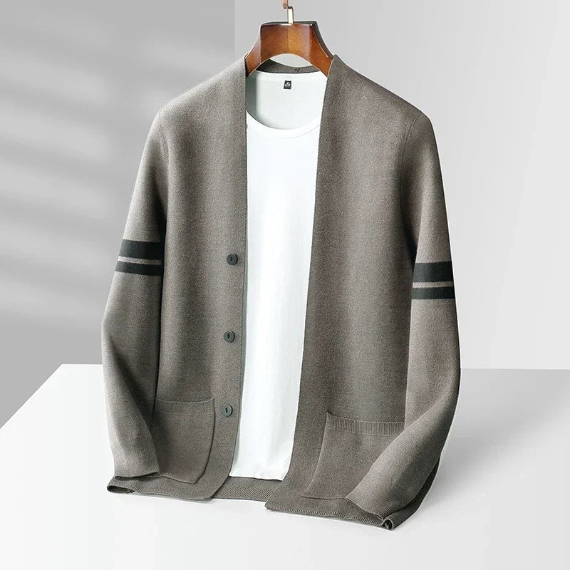 Strivon Classic Knit Cardigan